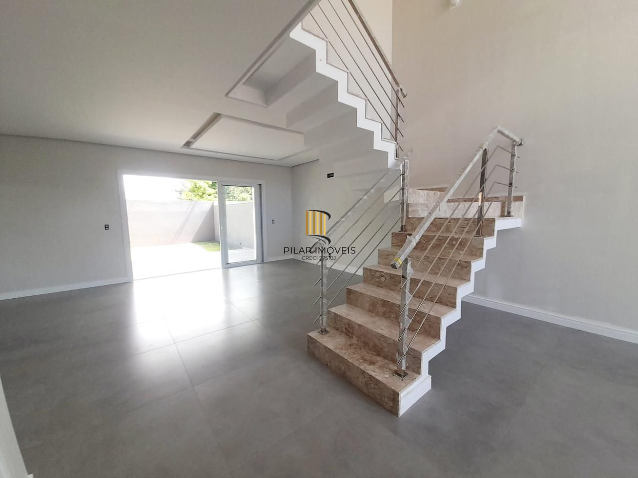 Casa em condomínio Las Brisas, 3 suítes e 2 vagas de garagem em Canoas