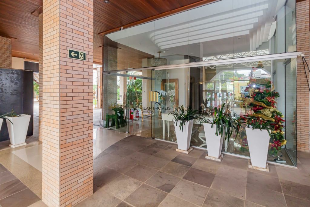 Apartamento com 1 dormitório, 1 vaga e 47m² à venda em Boa Vista, Porto