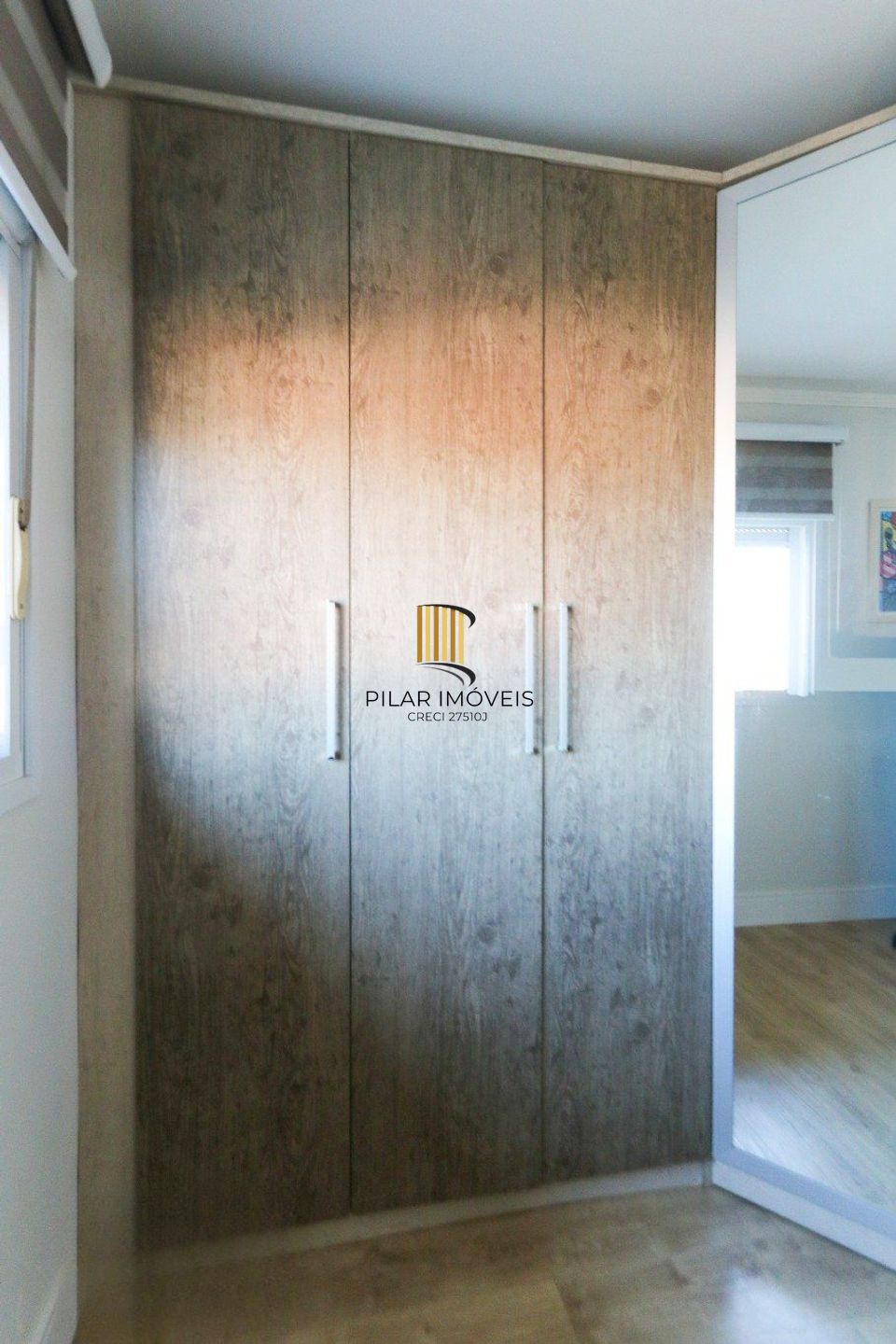 Casa em condomínio com 2 quartos e 2 vagas no bairro Marechal Rondon em Canoas.