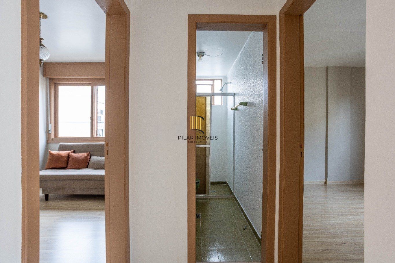 Apartamento de 72 metros privativos com 2 dormitórios no bairro Petrópolis
