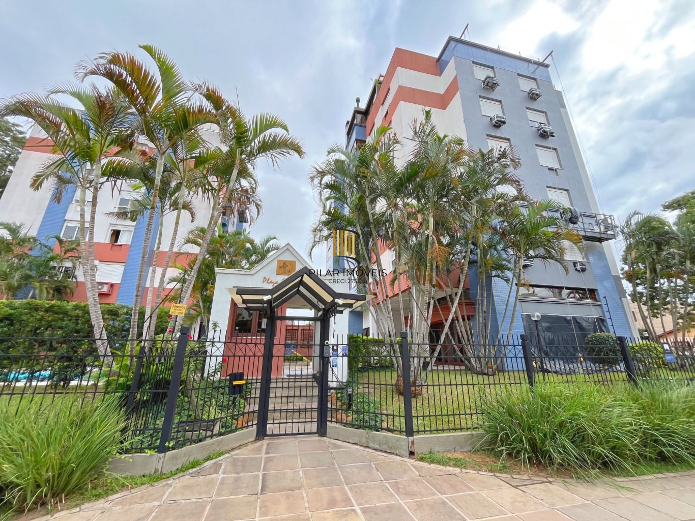 Apartamento com 3 Quartos, 1 suite e 1 vaga à Venda no bairro Tristeza.