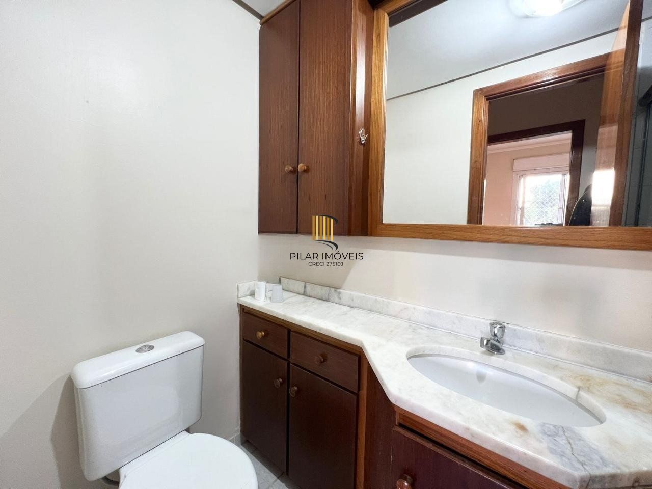 Apartamento de 2 quartos, elevador 1 vaga de garagem em Canoas.