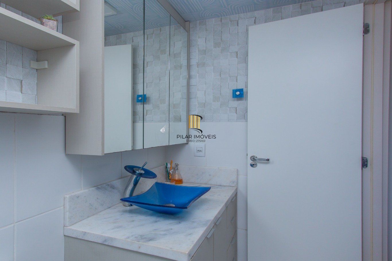 Apartamento 75m²,  3 dormitórios, 1 vaga à venda Rua Airton Ferreira da Silva.