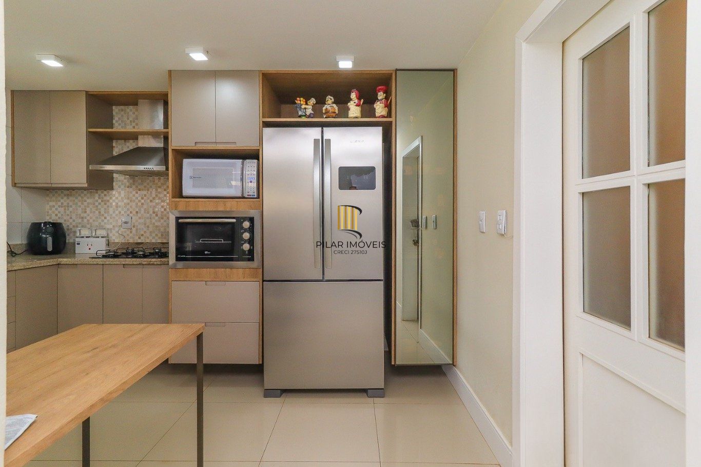 Casa de 3 dormitórios bairro Ipanema