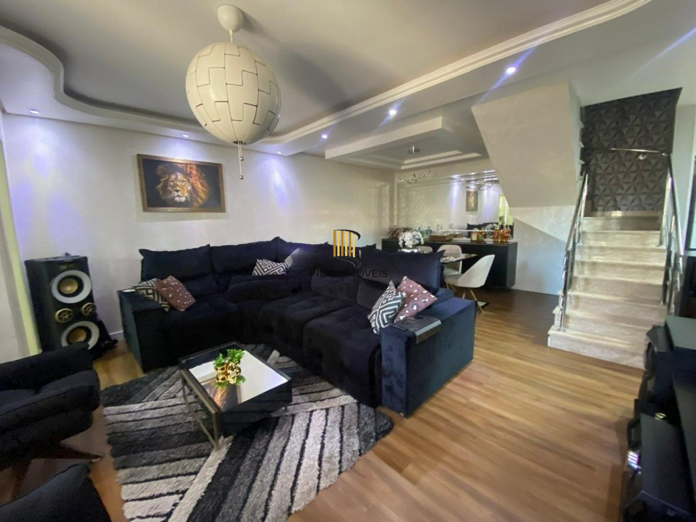 Casa de 3 quartos, 2 vagas de garagem cobertas no bairro Mato grande em Canoas.