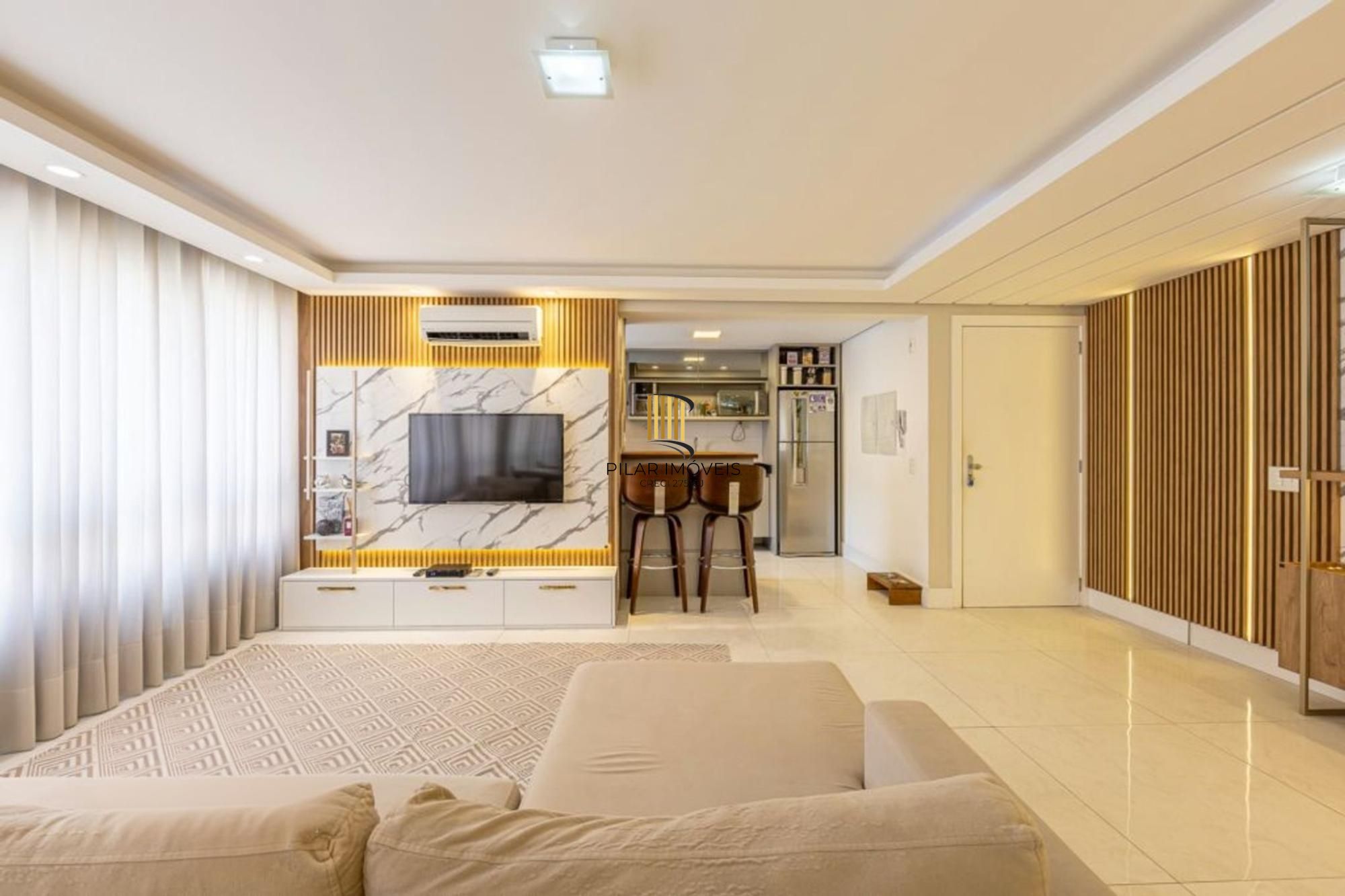 Apartamento 3 quartos, vaga, elevador e churrasqueira no bairro Petrópolis