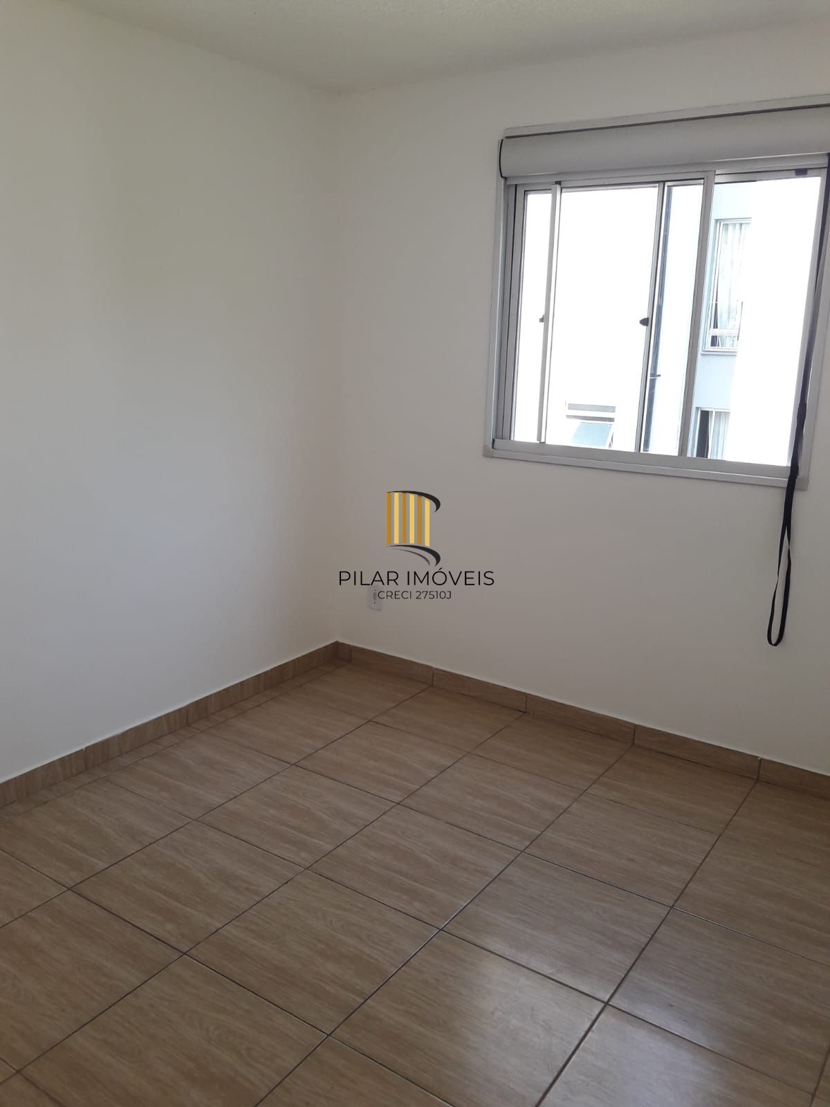 Vende apartamento , 2 dormitórios no Residencial Reserva da Figueira