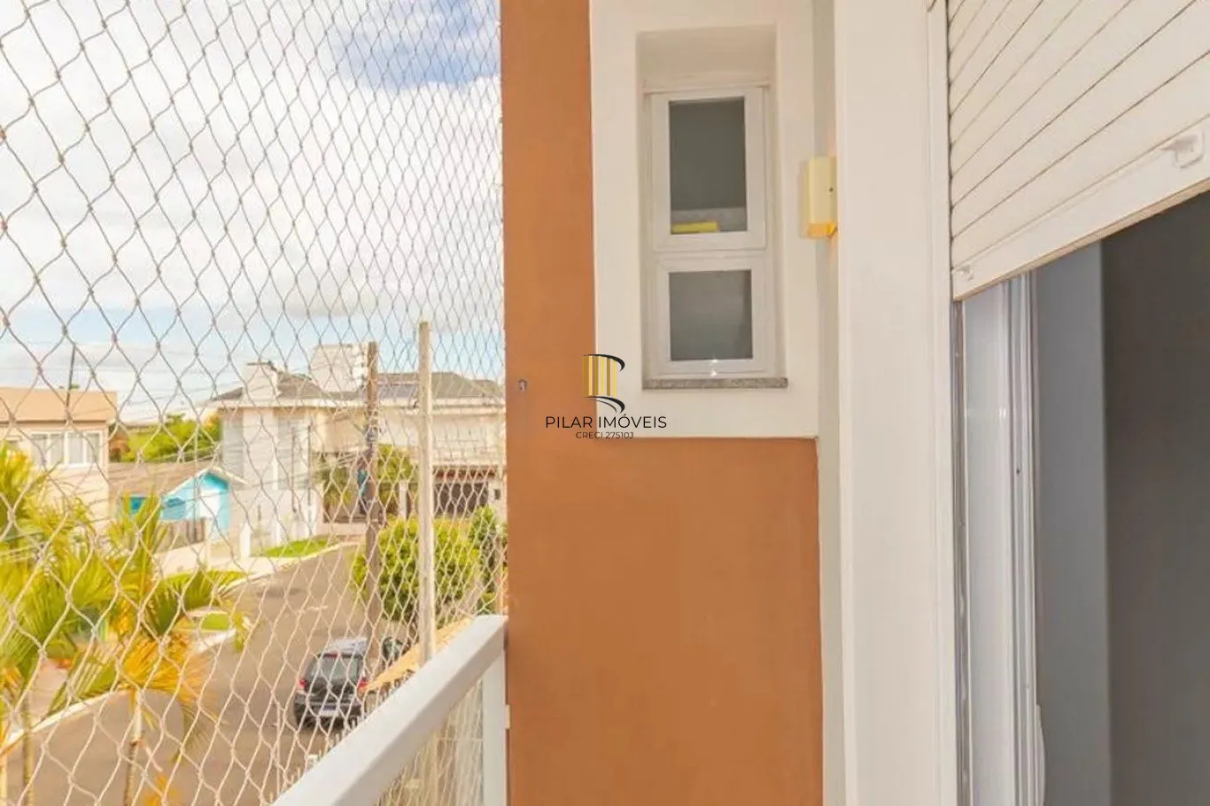 Casa de 3 dormitórios e 3 vagas de garagem em Canoas.