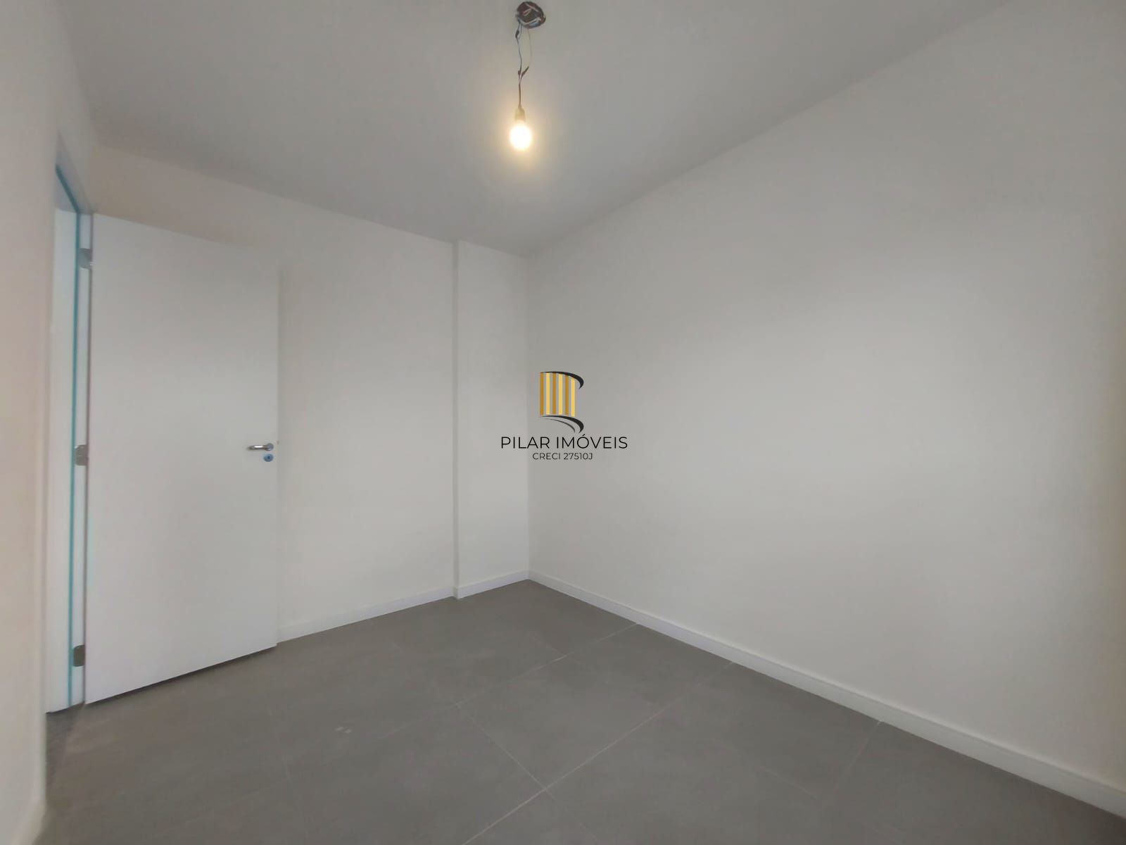 Apartamento de 2 quartos, suíte, elevador e 1vaga no bairro Jardim Sabará