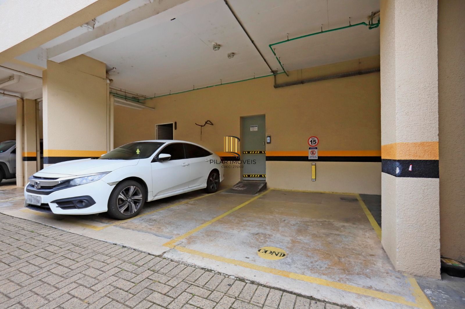 Apartamento de 2 dormitórios no bairro Jardim Lindóia