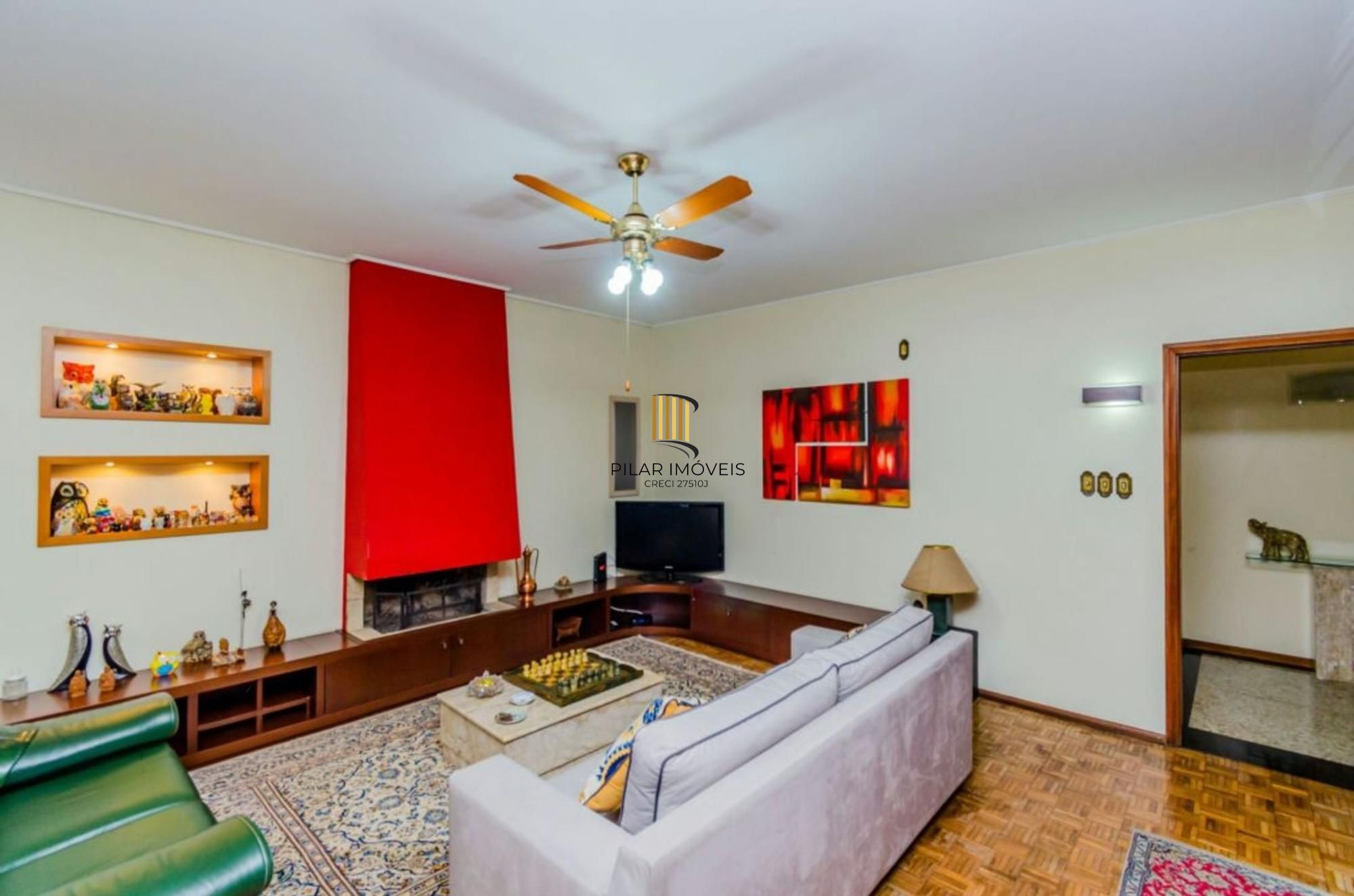 Casa à venda no Jardim Lindóia com piscina e 6 vagas