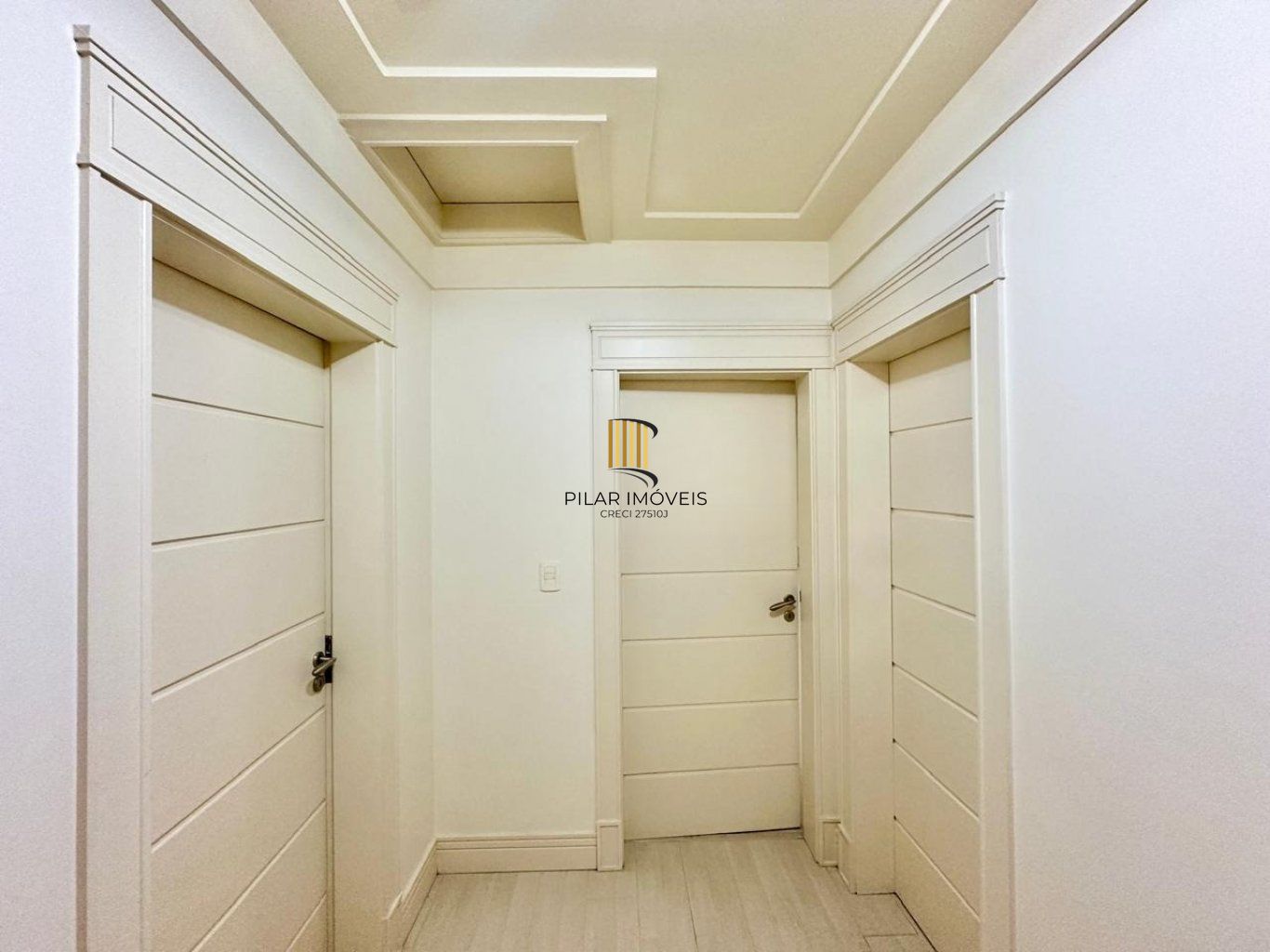 Casa de 3 dormitórios, 2 vagas de garagem em Canoas