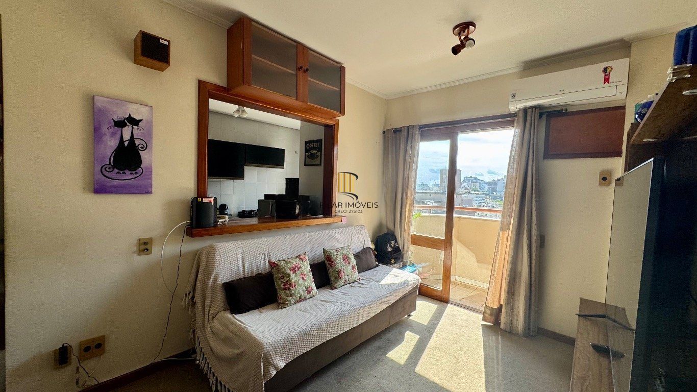 Apartamento de 1 quarto, sacada, 1 vaga, elevador no bairro Independência