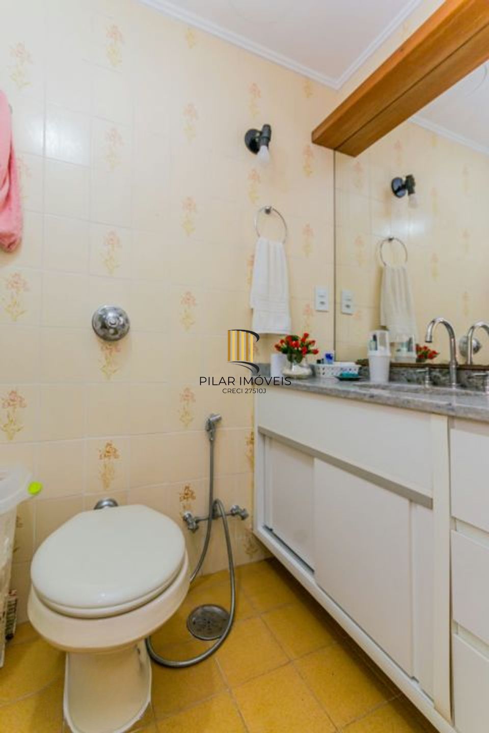 Apartamento Reformado com 2 Quartos e Garagem – Higienópolis