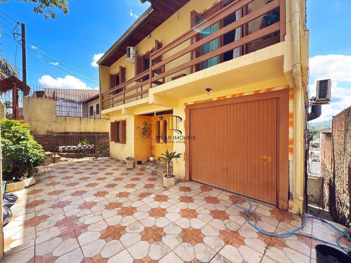 Casa com 3 dormitórios 1 suíte e 2 vagas a venda no Jardim Carvalho