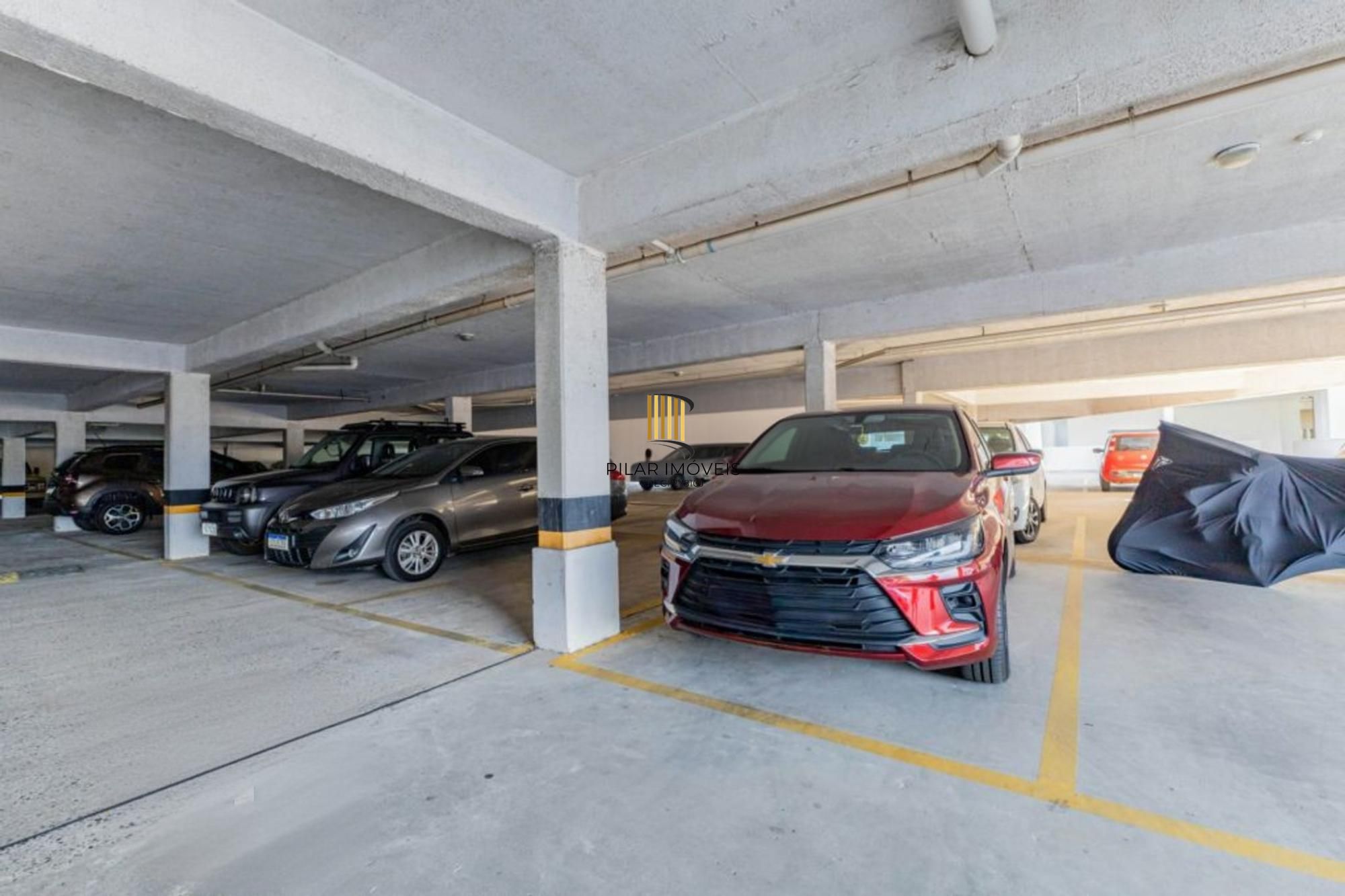 Apartamento de 3 quartos,suíte,elevador e 1 vaga no bairro Vila Ipiranga.