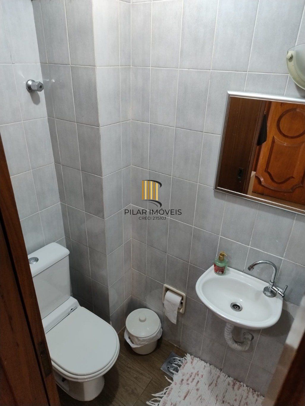 Apartamento 3 quartos com suíte e pátio com 2 vagas no Bairro Passo da Areia