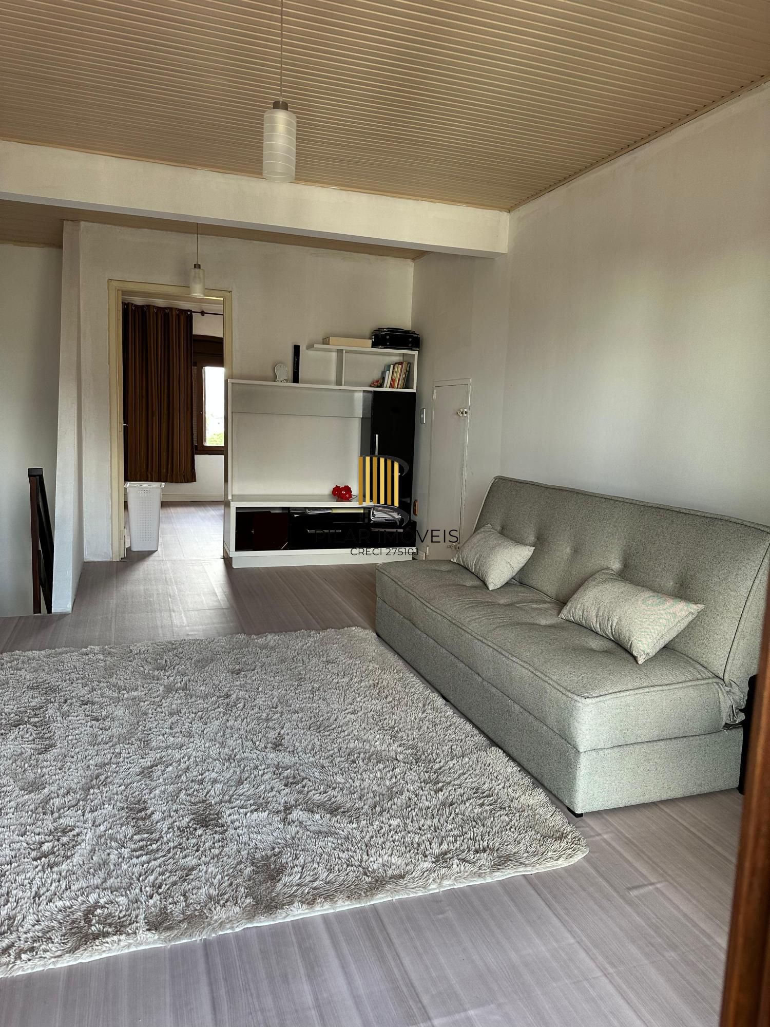 Casa com 3 quartos e 220m² à venda em Parque Santa Fé, Porto Alegre.