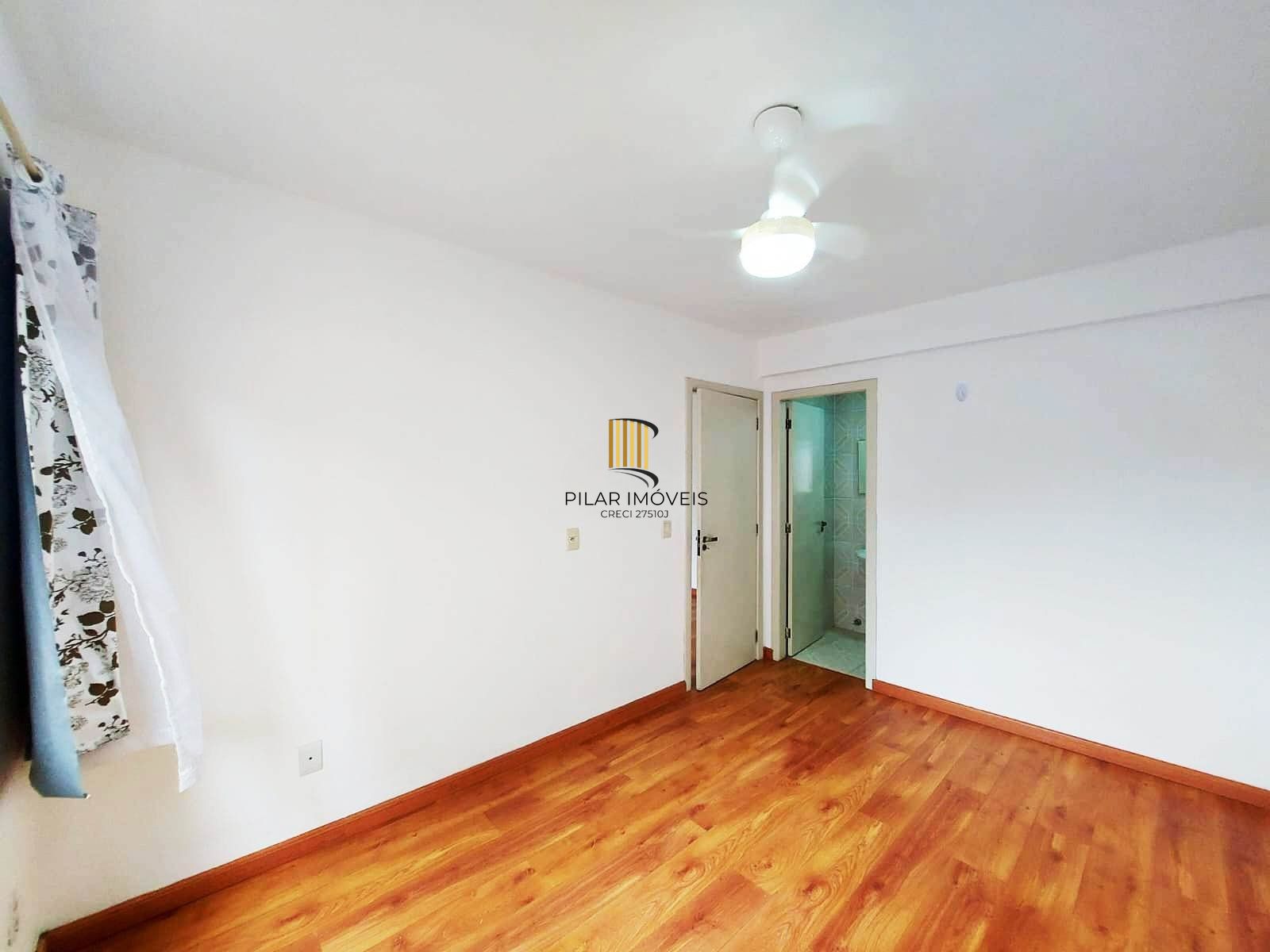 Apartamento de 1 dormitório com 1 vaga no Bairro Coronel Aparício Borges