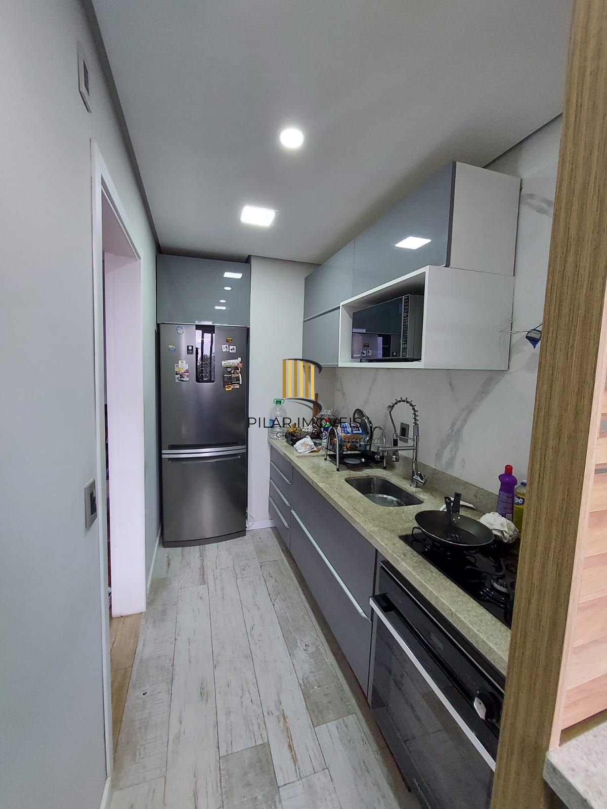 Apartamento 1 dormitório com elevador e vaga no Rubem Berta