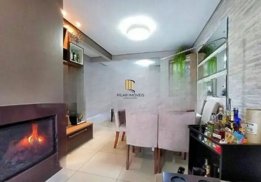 Casa 3 dormitórios no bairro Mário Quintana