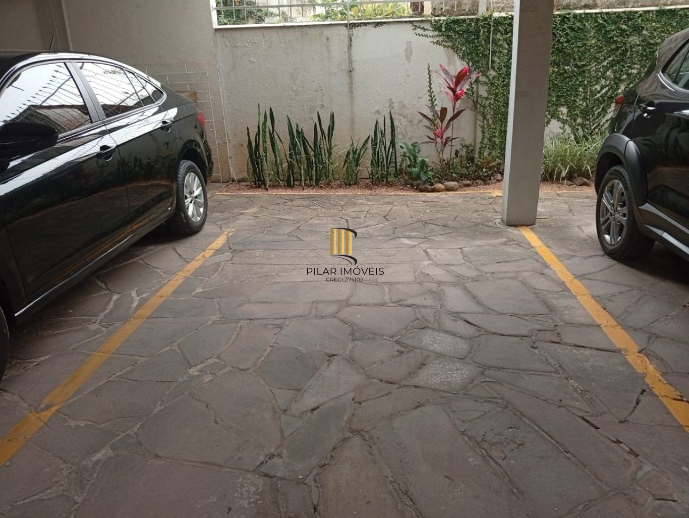 Apartamento com 3 quartos, vaga e sacada no bairro Jardim botânico