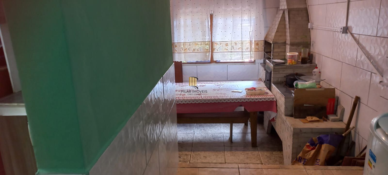 Casa com 4 dormitórios em Viamão