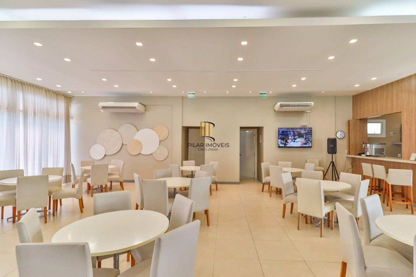 Casa em Condomínio com 3 Dormitórios e Energia Solar na Lomba do Pinheiro