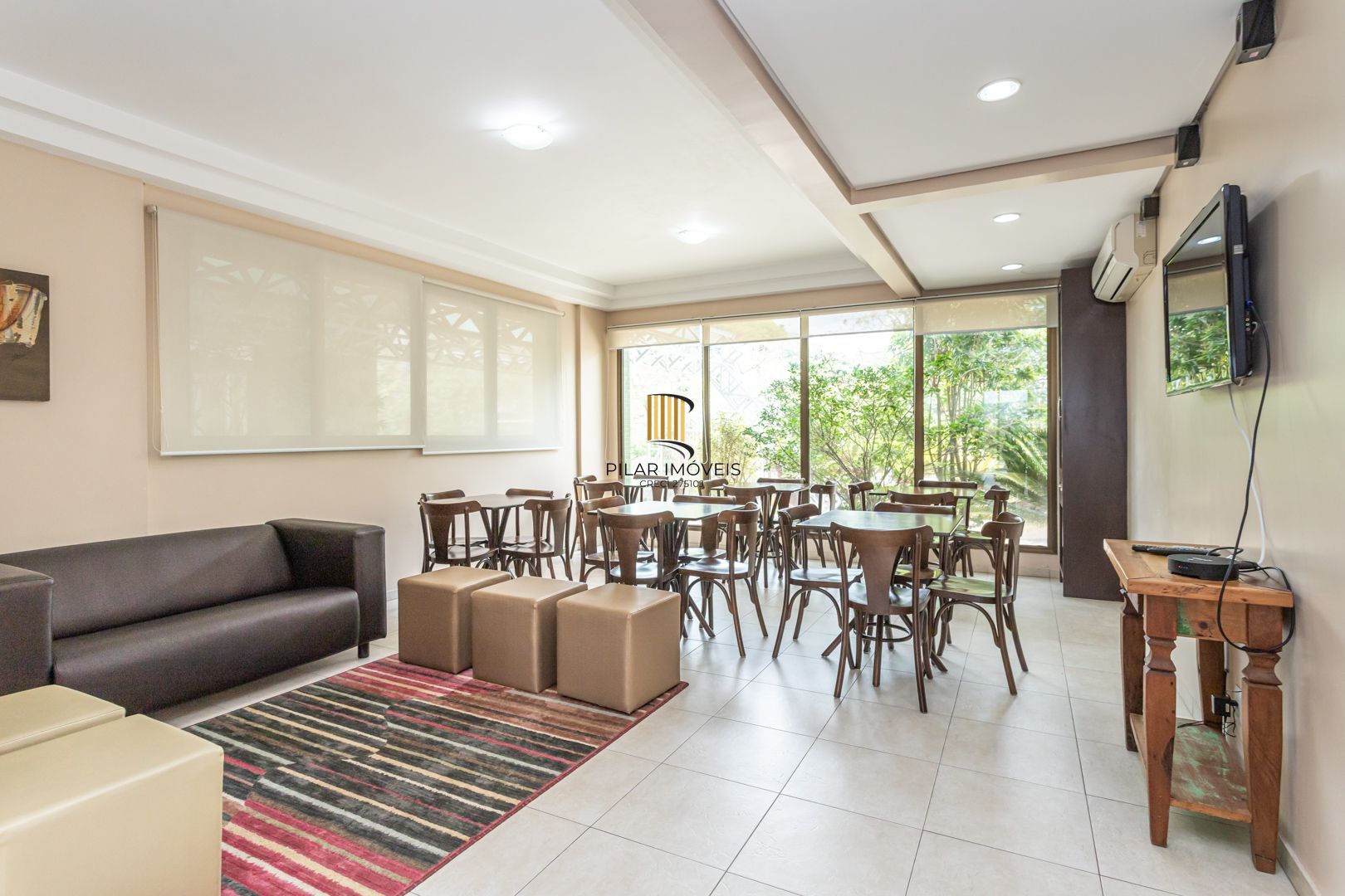 Apartamento de 97m², 2 dormitórios,1suíte, 3 vagas de garagem na rua Guararapes