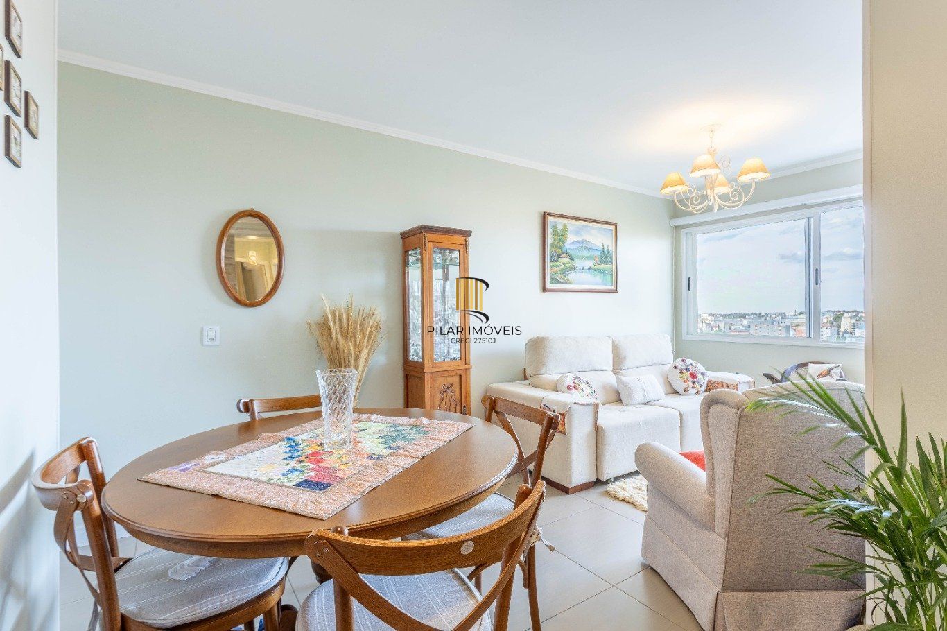 Apartamento de 3 quartos, suíte, elevador, 1 vaga no bairro Vila Ipiranga. - Pilar Imóveis