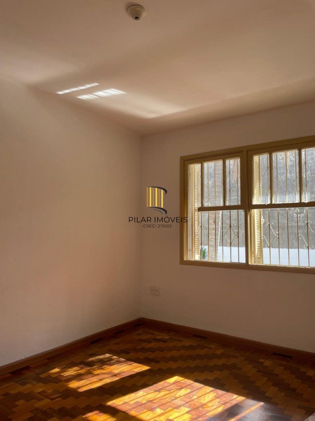 Apartamento com 2 dormitórios no Bairro Santa Cecília