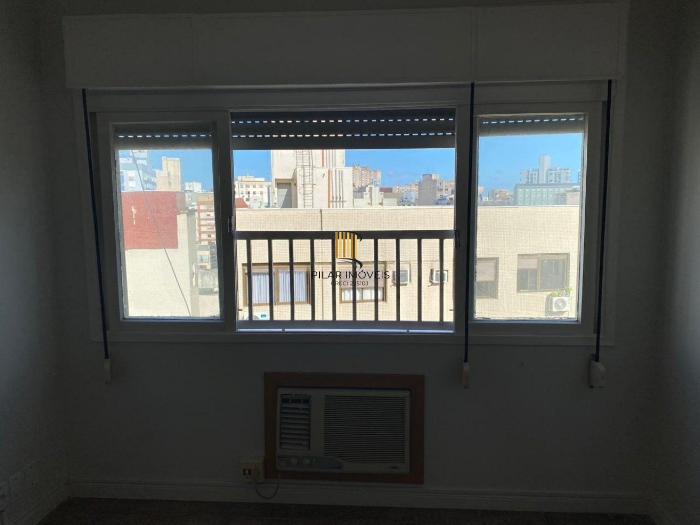 Apartamento JK com 1 quarto e com elevador  no bairro Farroupilha.