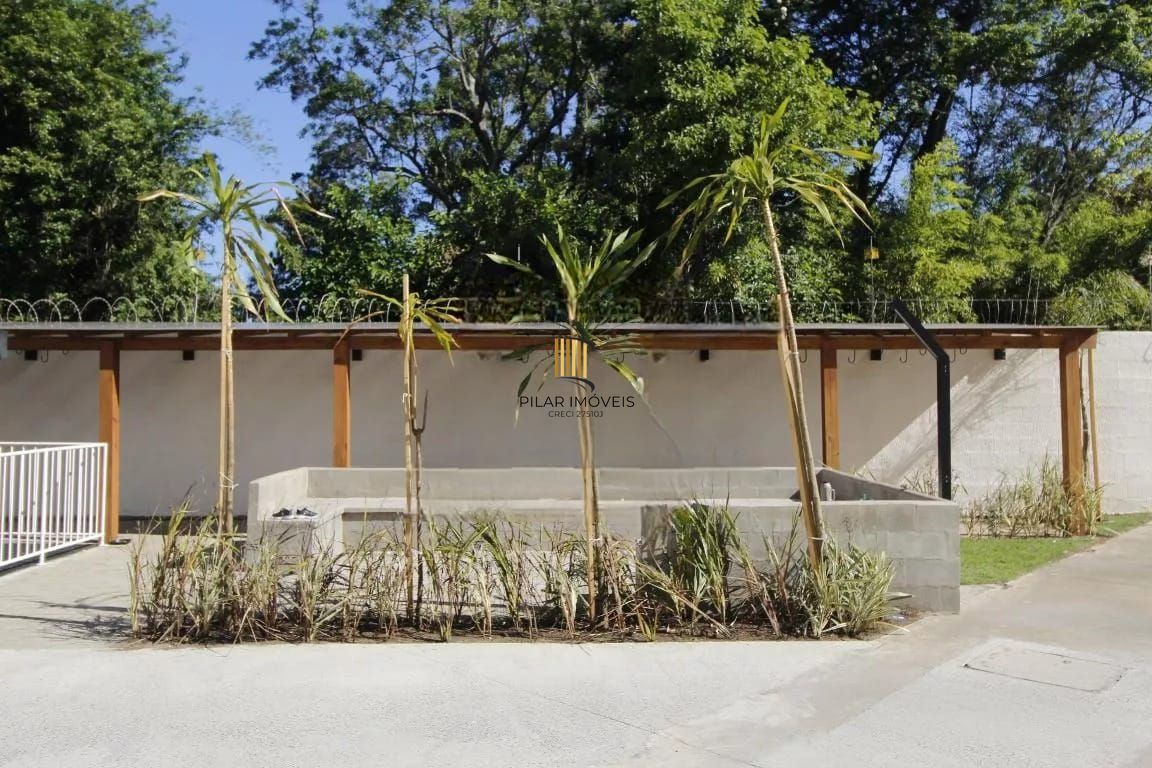 Apartamento com 2 quartos, vaga e piscina  no bairro  Parque Santa Fe