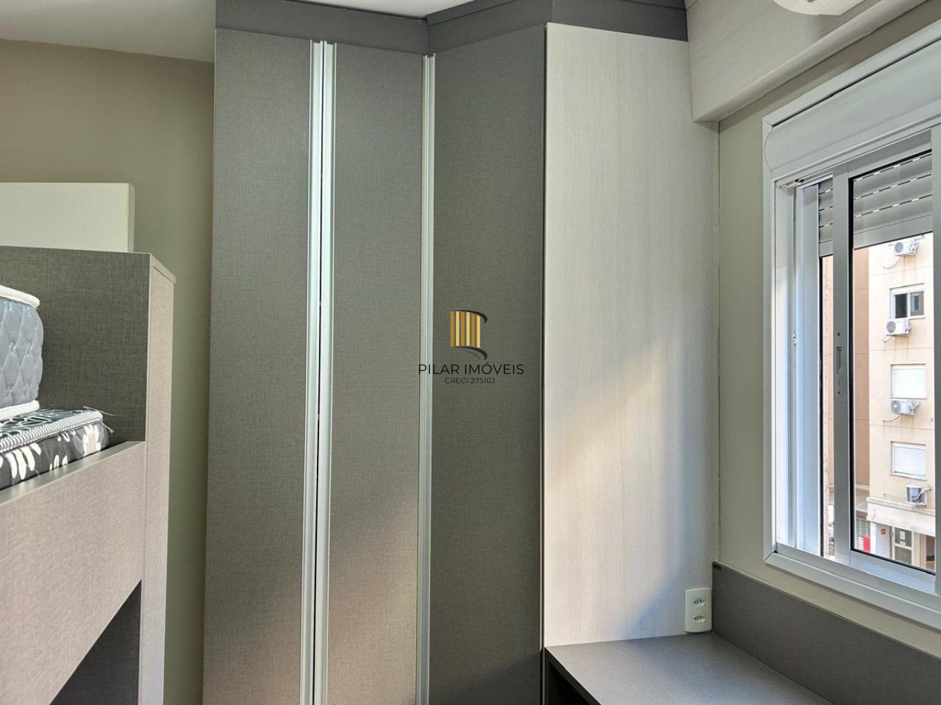 Apartamento de 3 dormitórios, elevador e 1 vaga de garagem em Canoas.