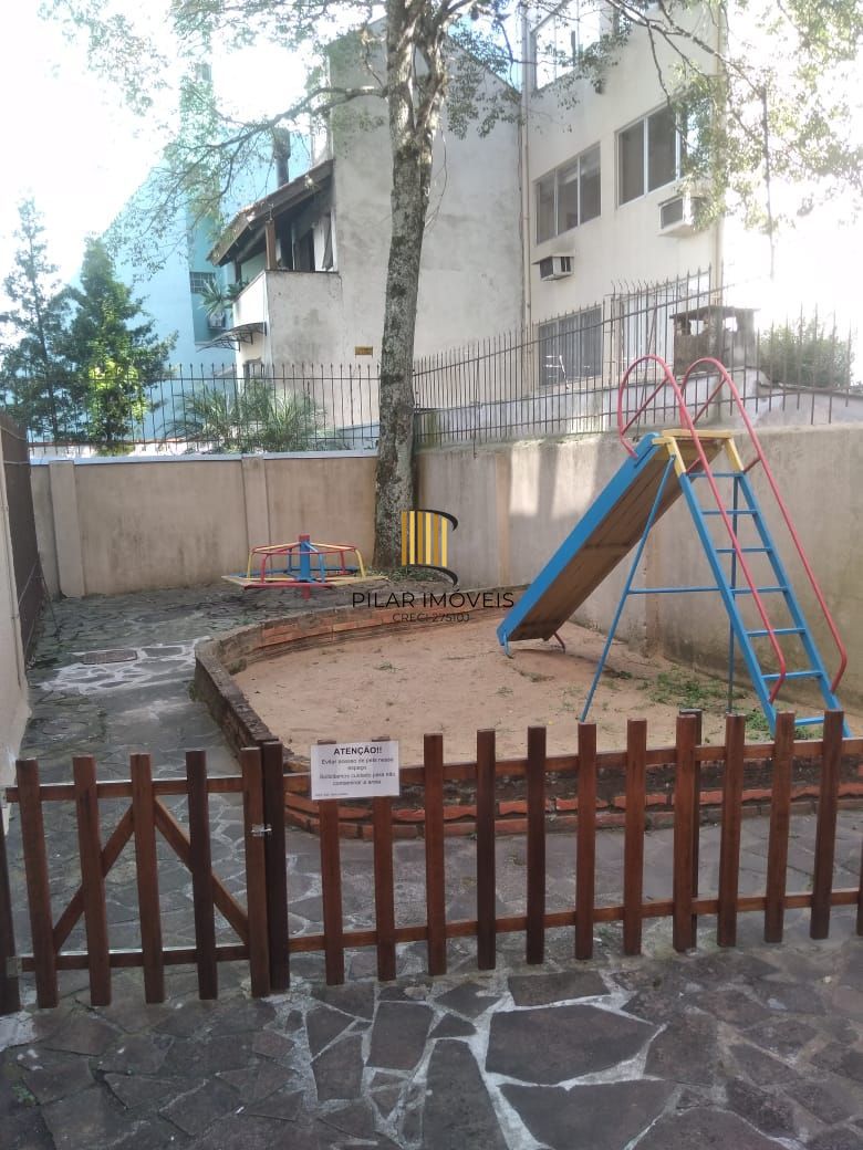 Apartamento com 3 dormitórios e 1 vaga no Bairro Petrópolis
