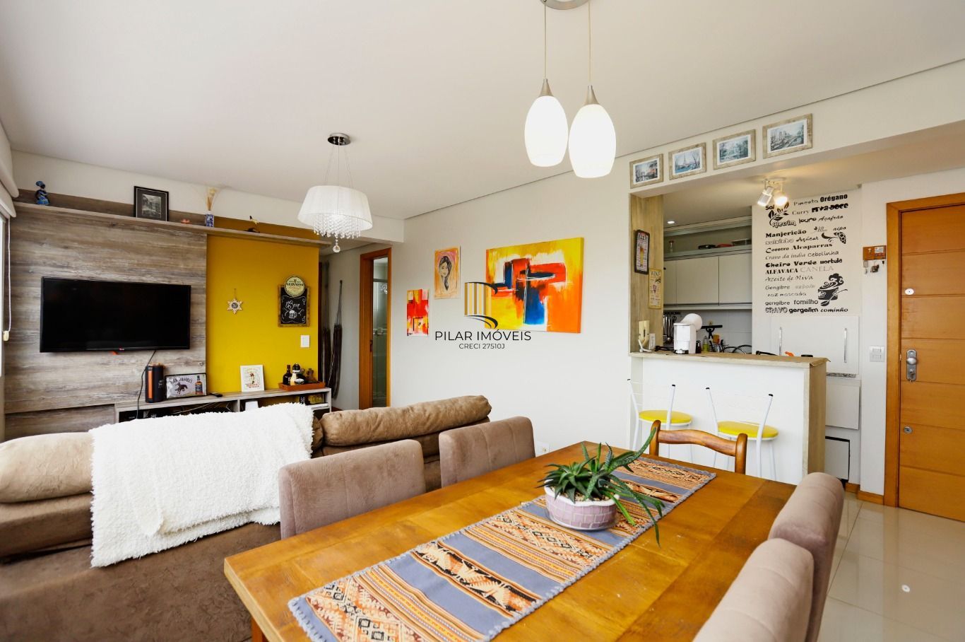 Apartamento com 2 quartos (1suíte) e 2 vagas de garagem no Bairro Santana