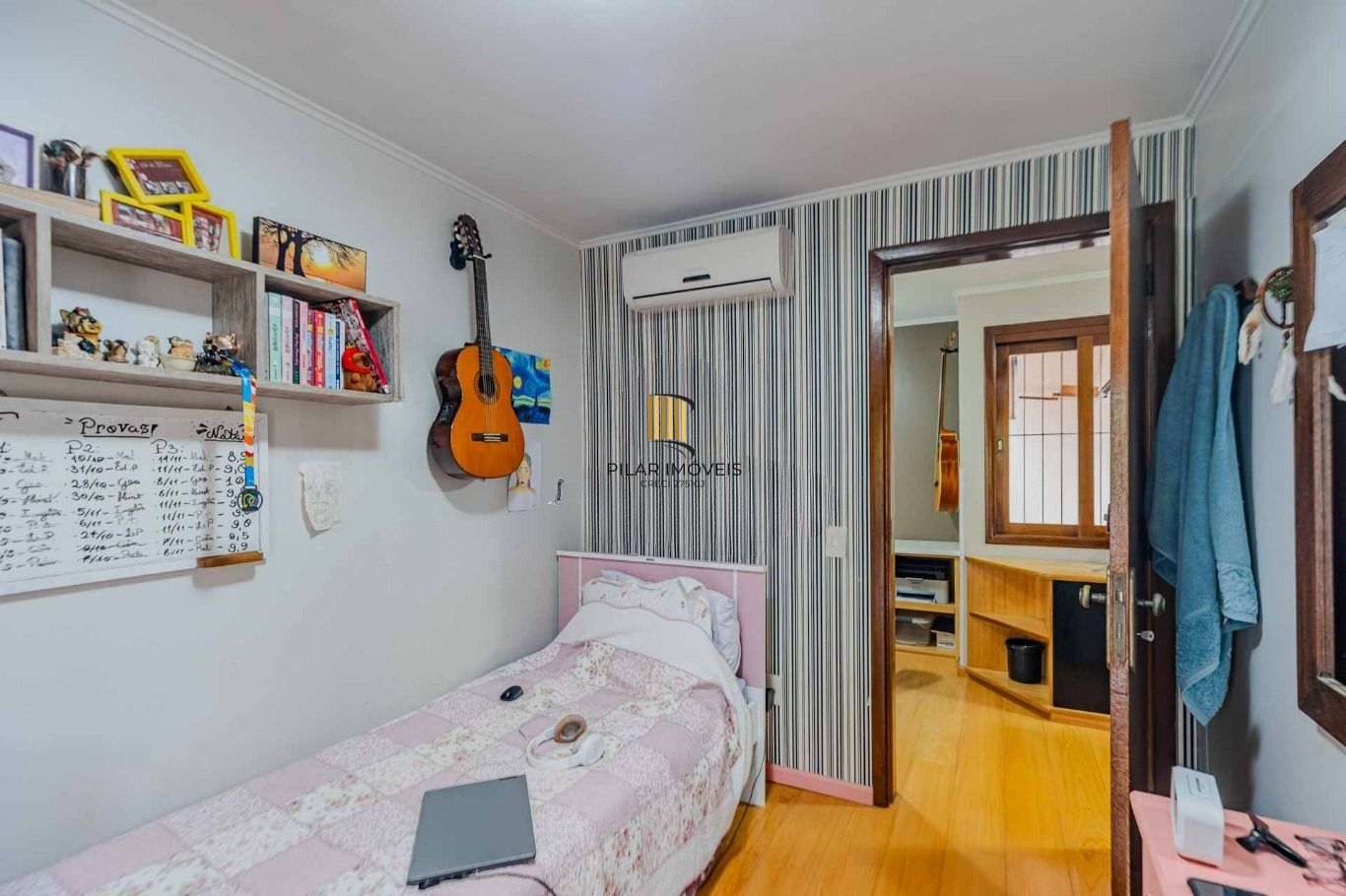 Casa com 3 quartos e 4 vagas no Bairro Vila Ipiranga