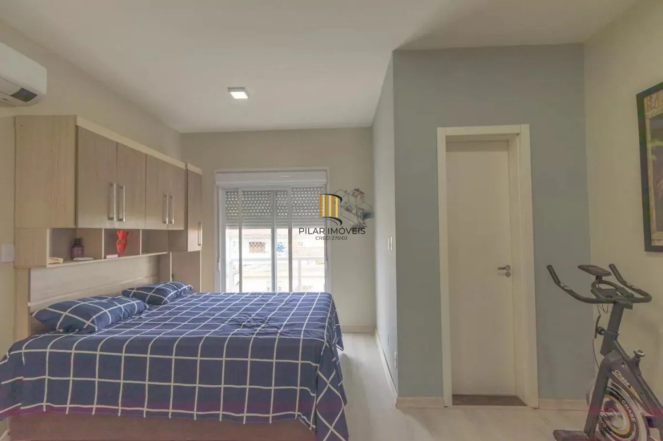 Casa de 3 dormitórios e 3 vagas de garagem em Canoas.