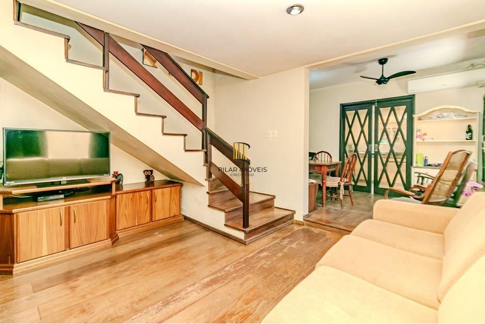 Casa com 3 dormitórios e 185m² no bairro higienópolis