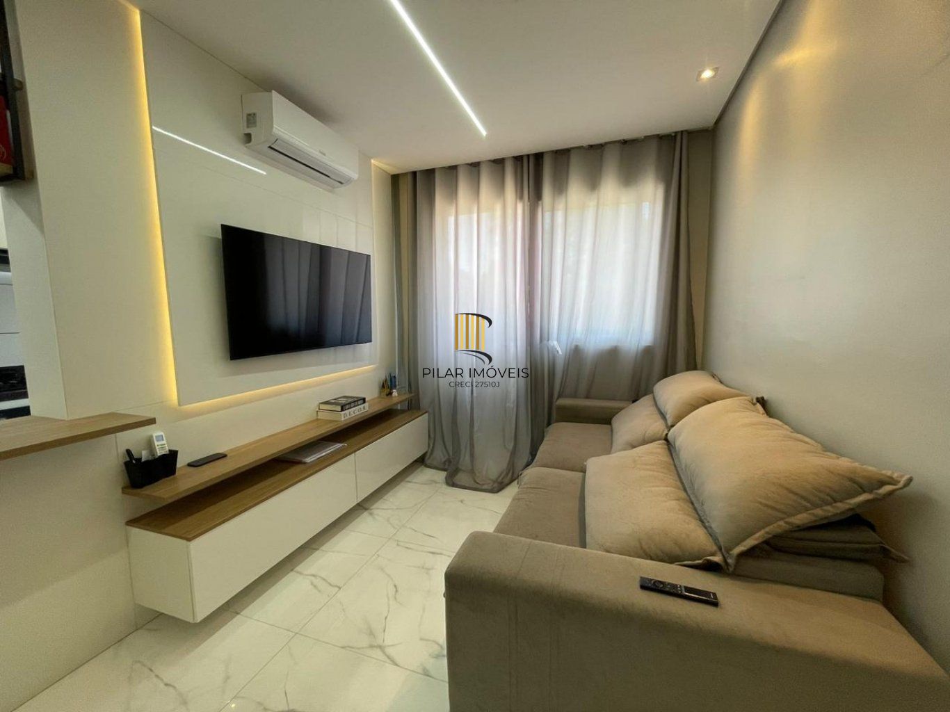 Apartamento de 2 dormitórios, elevador e 1 vaga de garagem em Canoas.