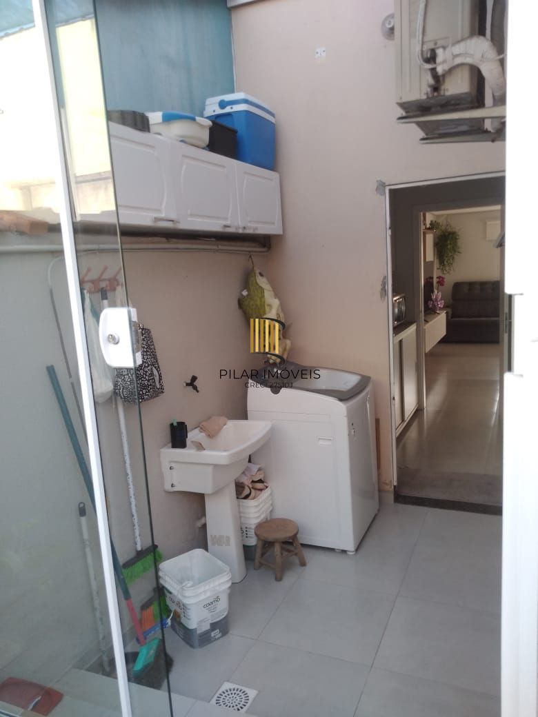 casa de 3 dormitórios no Porto Verde Porto Alegre
