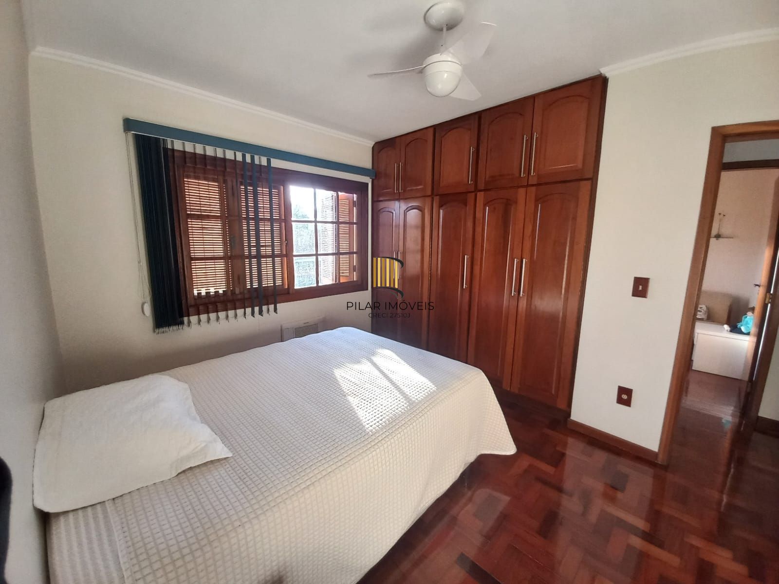 Apartamento de 3 dormitórios no bairro Sarandi