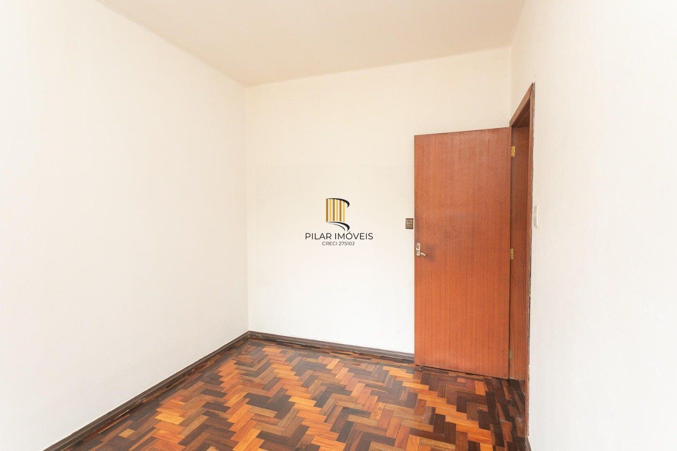 Apartamento à venda com 3 Dormitorios 80 m² no Bairro Petropolis