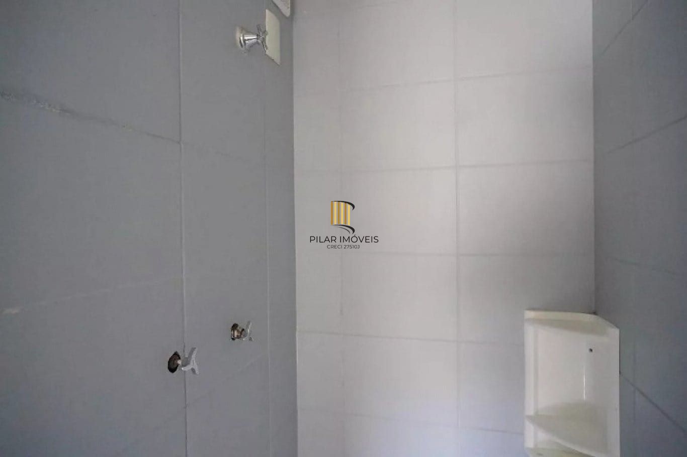 Apartamento 2 dormitórios, 1 suíte, churrasqueira, 1 vaga e elevador no Sarandi