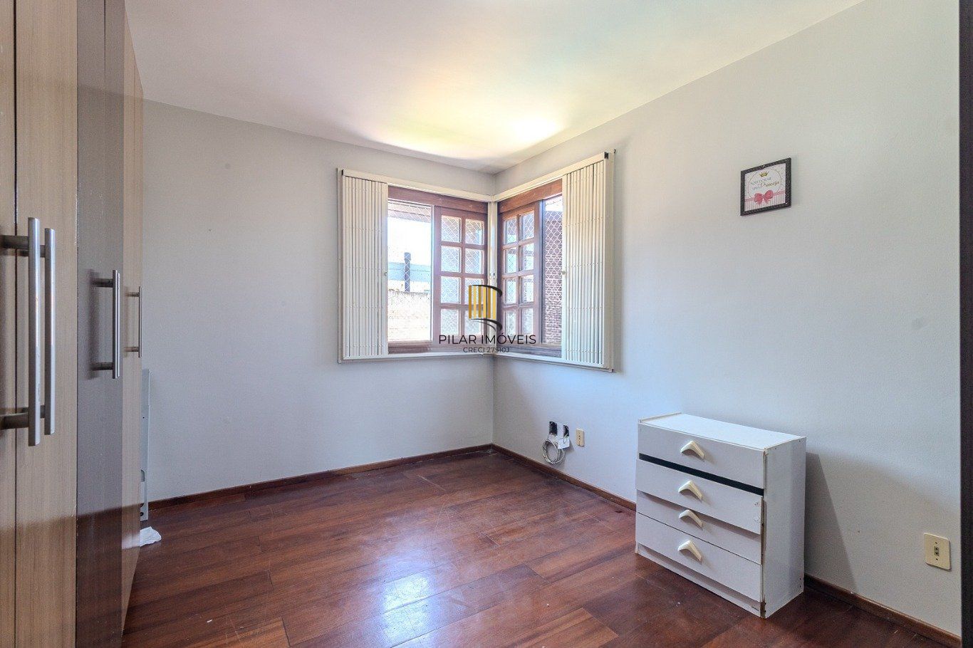 Casa com 3 quartos, vaga, piscina, Juncker e com patio no Jardim Planalto