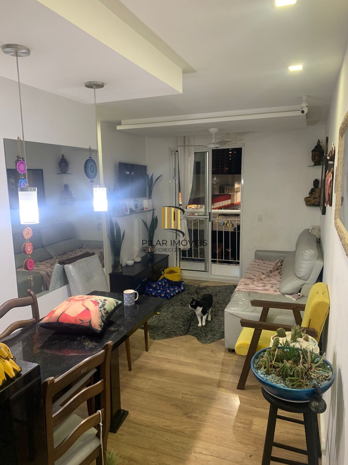 Apartamento com 3 quartos, elevador, sacada e 1 vaga Sarandi.