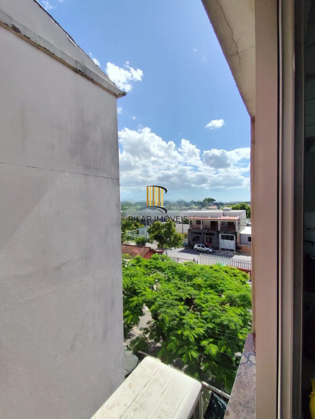 Apartamento de 2 dormitórios e 1 vaga de garagem em Canoas.