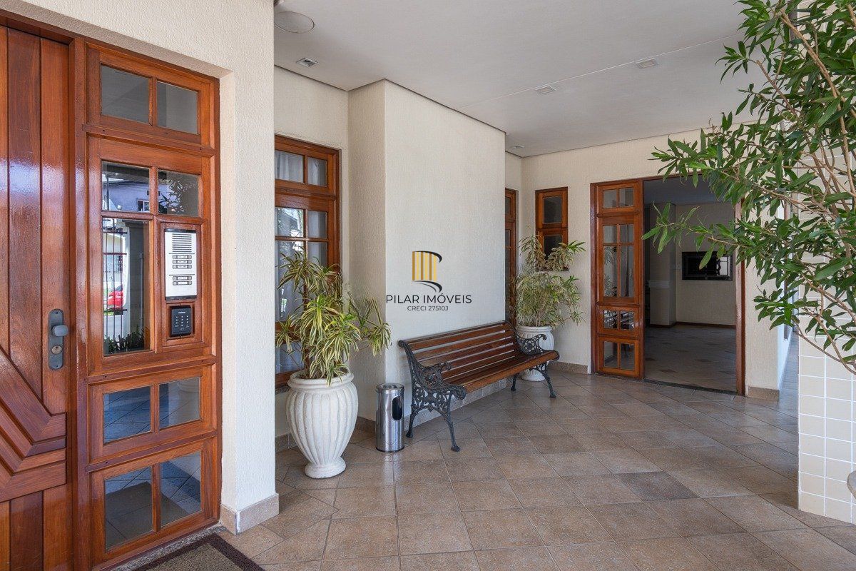 Apartamento de 3 quartos, elevador, churrasqueira, 2 vagas  no bairro Lindóia