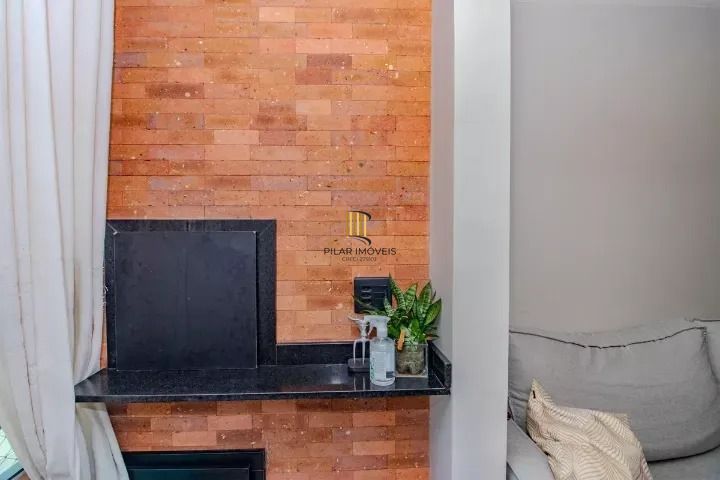 Apartamento 2 Dorm com Elevador e Vaga na Protásio Alves
