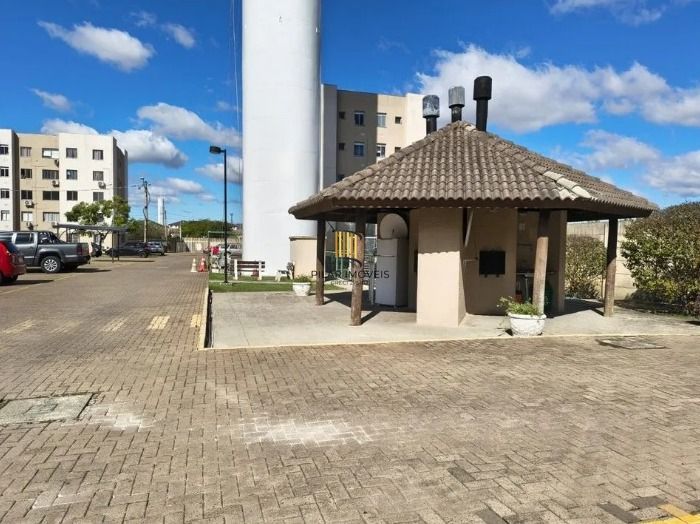 Apartamento semi mobiliado 2 quartos e 1 vaga no bairro Sarandi